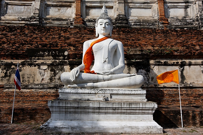 Wat Yai Chai Monkon-016